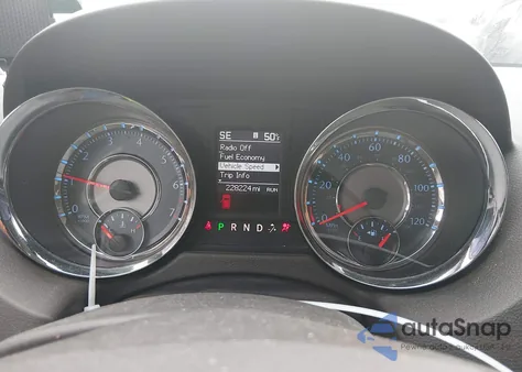 2013 Chrysler Town & Country Touring z USA, uszkodzony, nr VIN 2C4RC1BG9DR648995